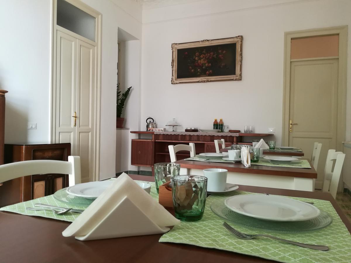 Le Rose Del Viale Hotel Palermo Buitenkant foto
